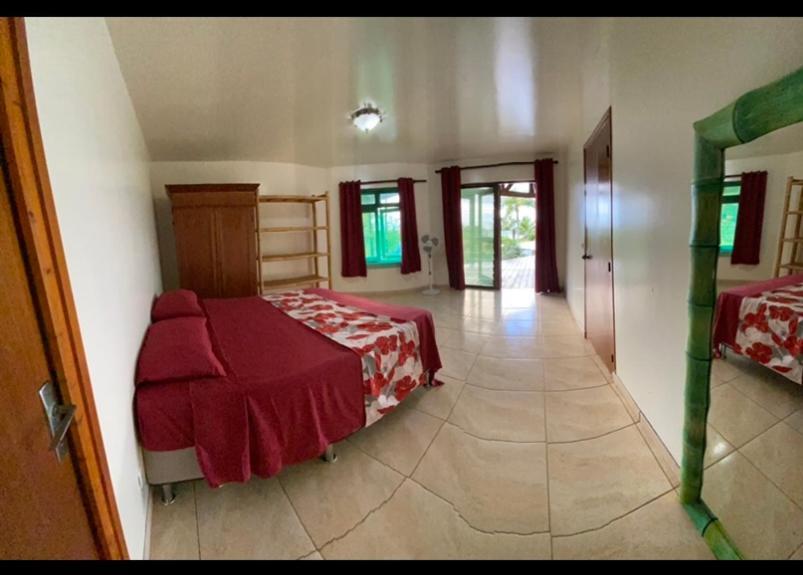 Chez Taua Maison Isolee Pas De Wifi Ni Bus Opoa 外观 照片